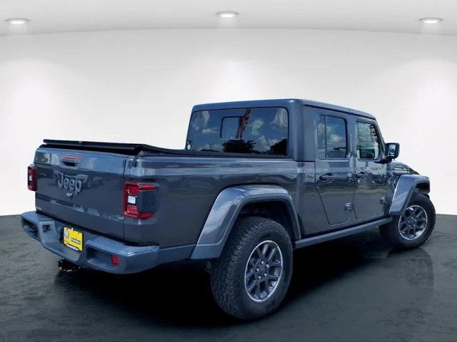 Used 2021 Gray Jeep Sport image 8