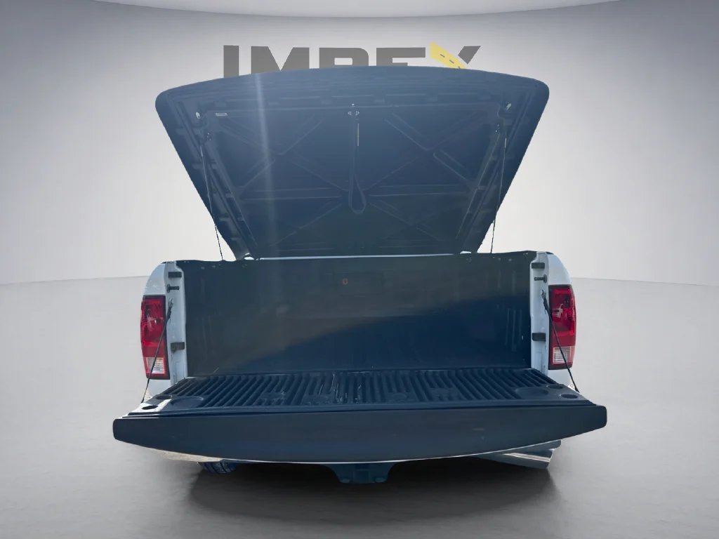 Used 2014 Grey Ram Big Horn image 26