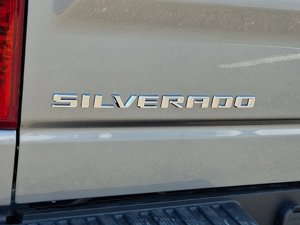 New 2026 Sterling Gray Metallic Chevrolet Custom Trail Boss image 22