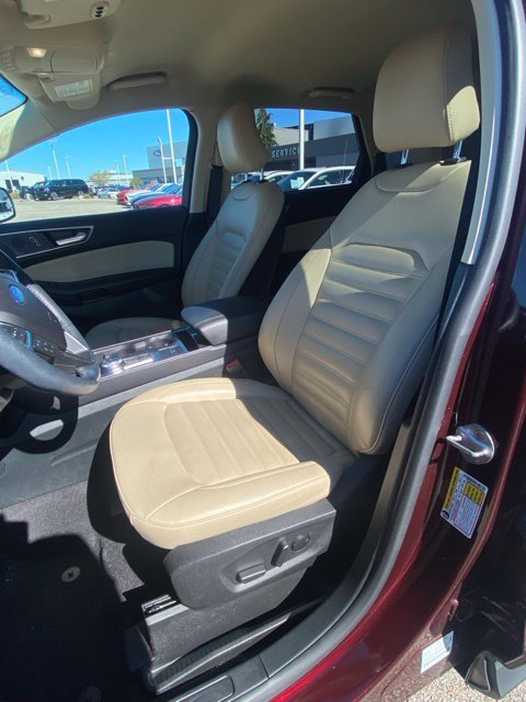 Certified Used 2023 Burgundy Velvet Metallic Tinted Clearcoat Ford SEL image 9