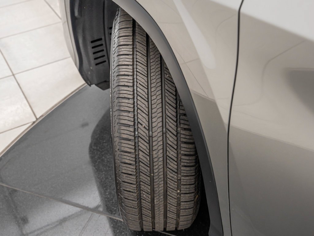 Used 2020 Atomic Silver Lexus 350 image 48
