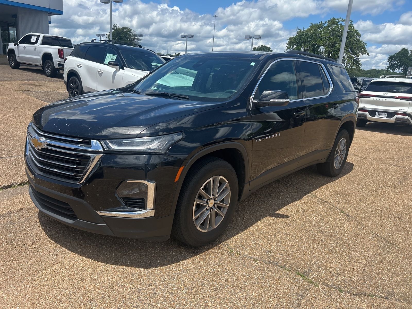 2024 Chevrolet Traverse FWD 1LT's photo