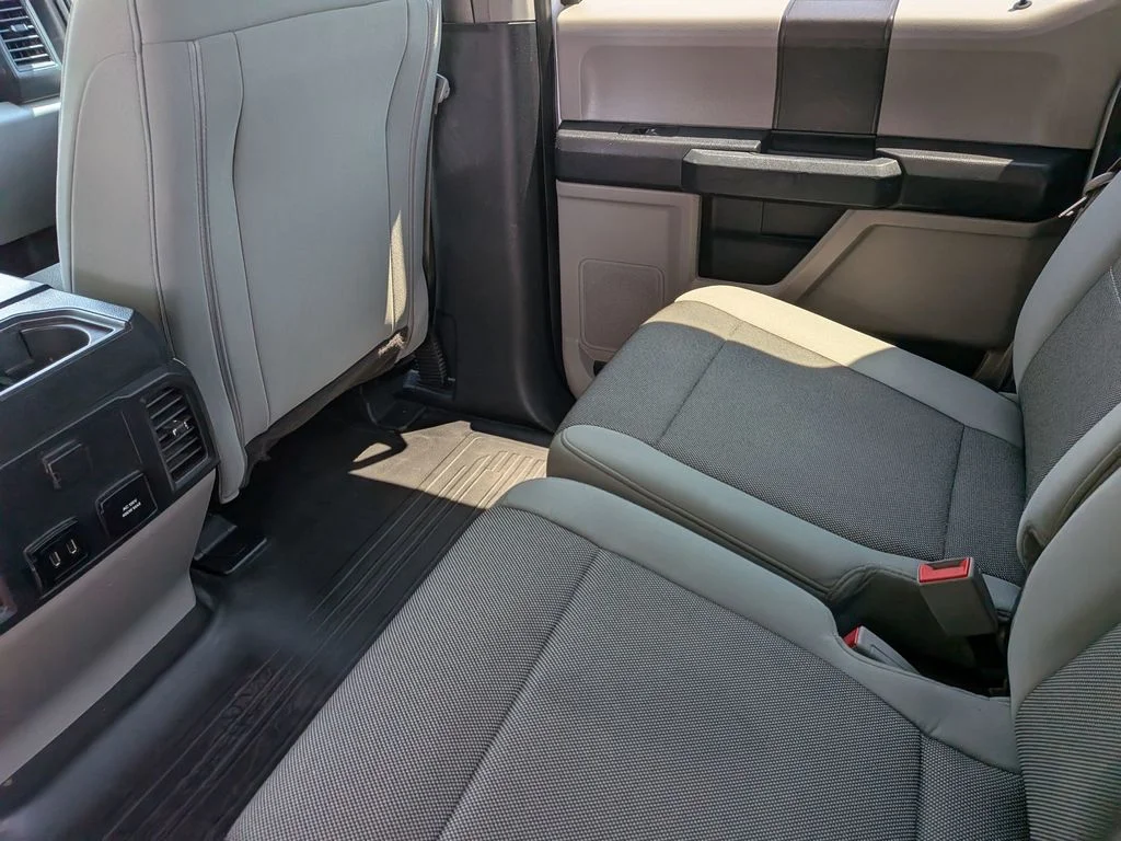 Used 2019 White Ford XL image 36