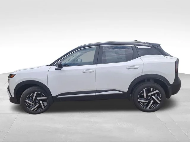 New 2026 Aspen White TriCoat / Super Black Two-tone Nissan SV image 4