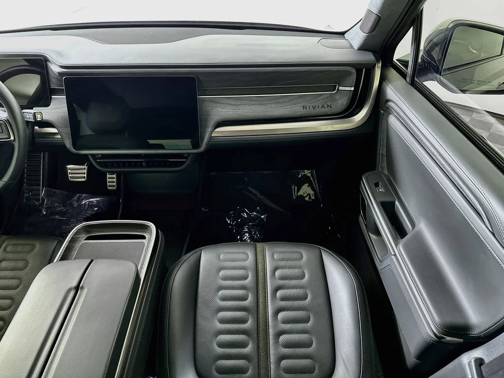 Used 2023 Gray Rivian Adventure Quad Motor Large Pack image 25