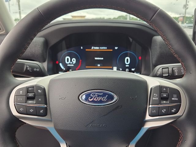 New 2026 Space White Metallic Ford Active image 25
