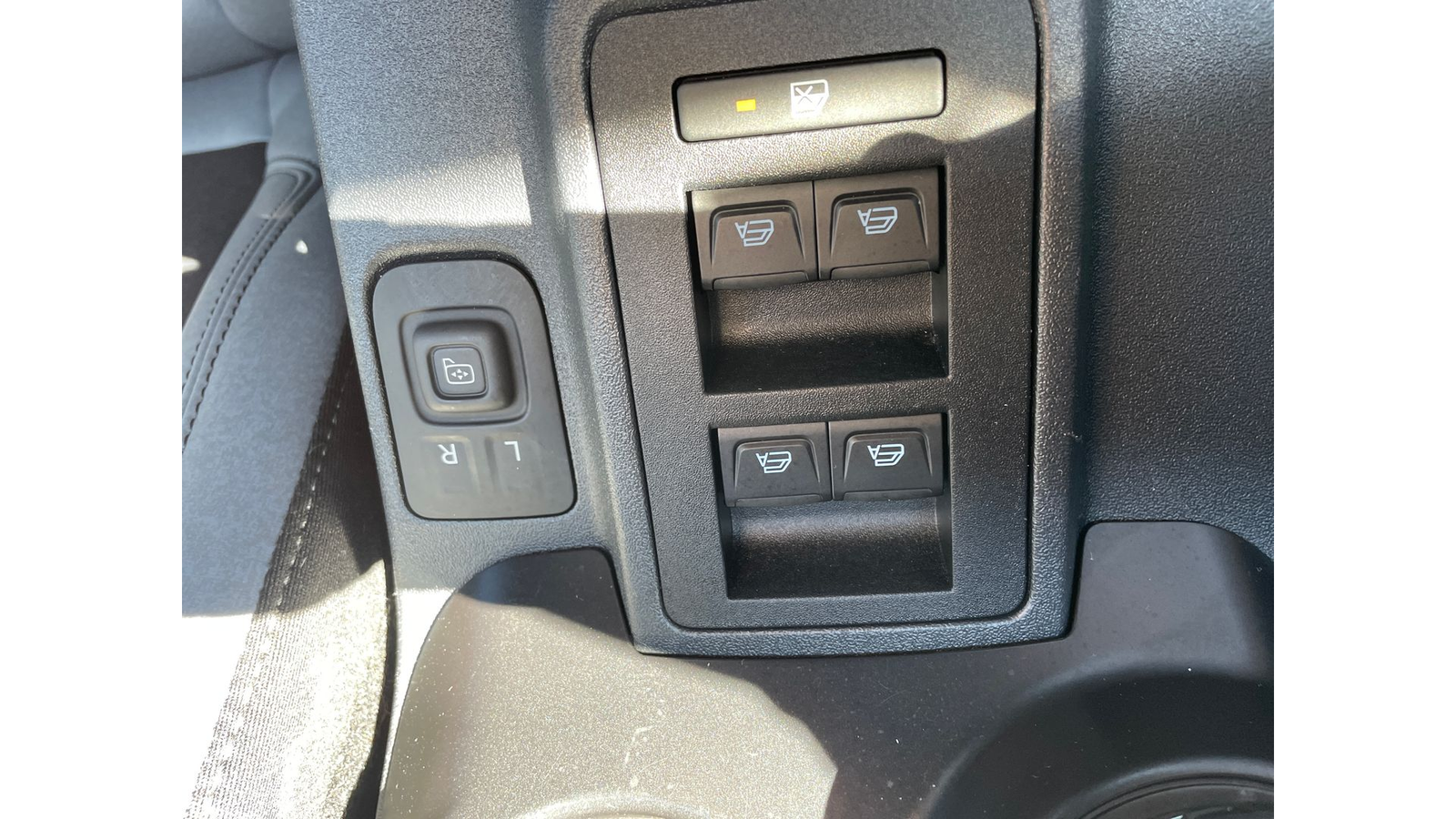 Used 2024 Cactus Gray Ford Black Diamond image 23