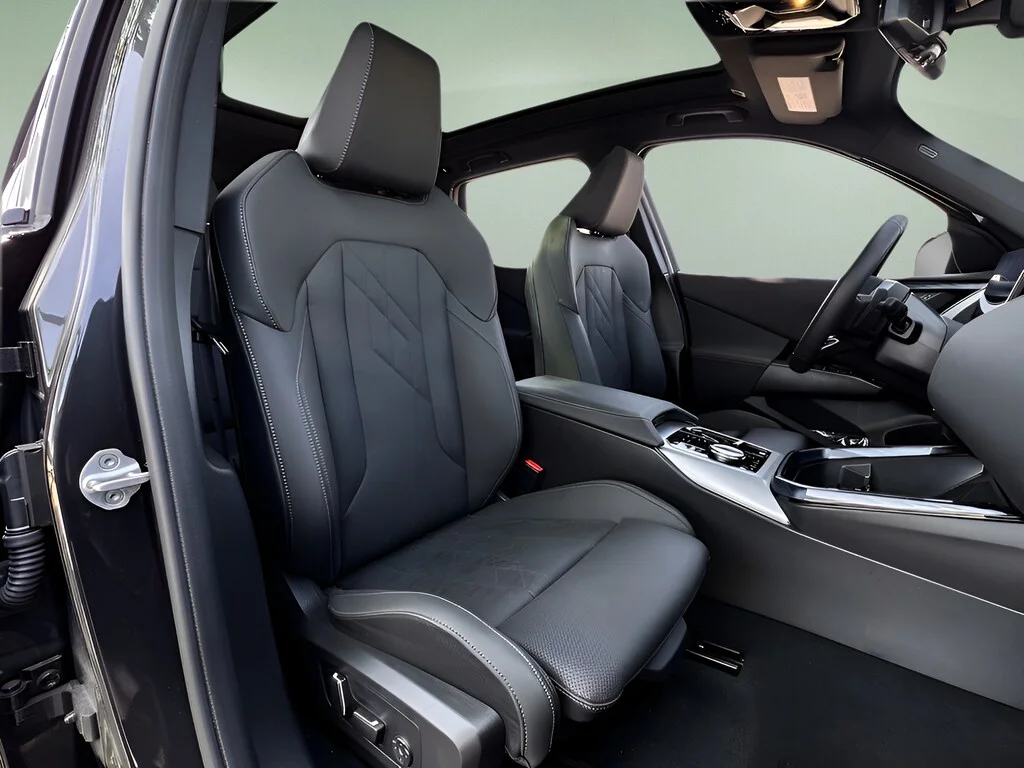 Used 2025 Dark Graphite BMW 30 xDrive image 20