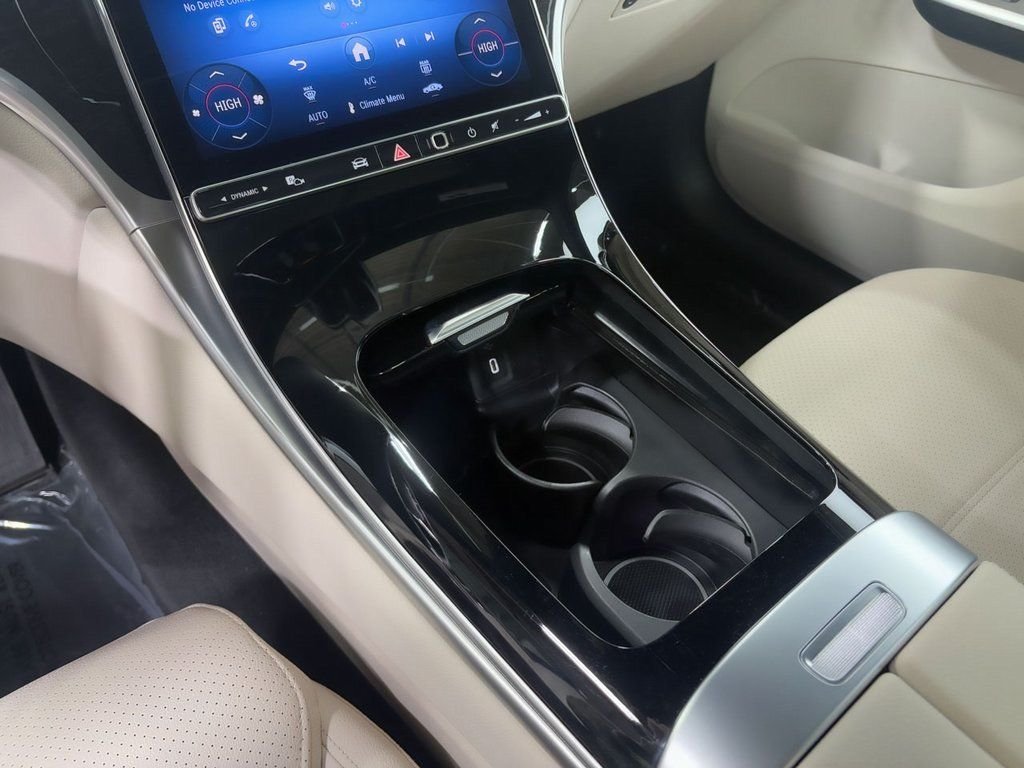 2025 Mercedes-Benz GLC Base - Photo 15