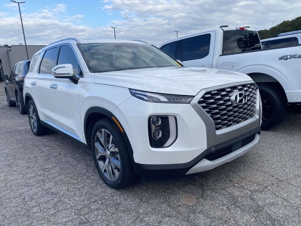 Used 2021 Hyper White Hyundai SEL image 1