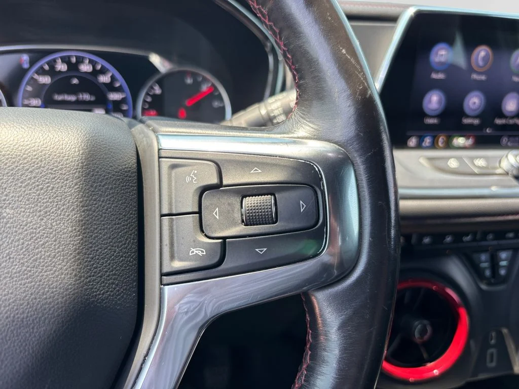 Used 2021 Gray Chevrolet RS image 27