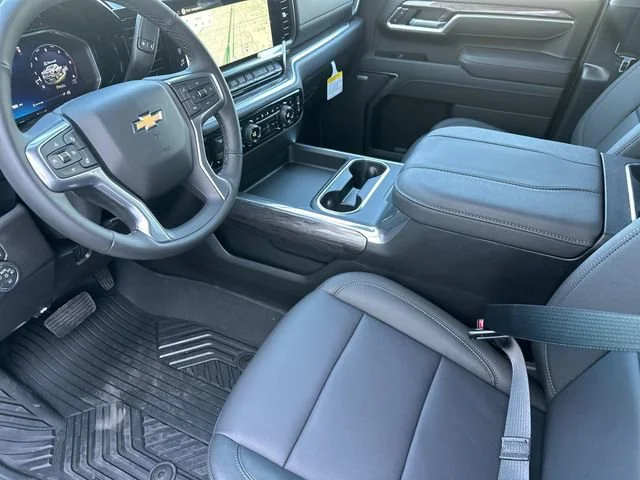 2026 Chevrolet Silverado 2500 HD LTZ - Photo 10