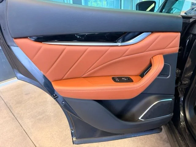 Certified Used 2023  Maserati Modena image 12