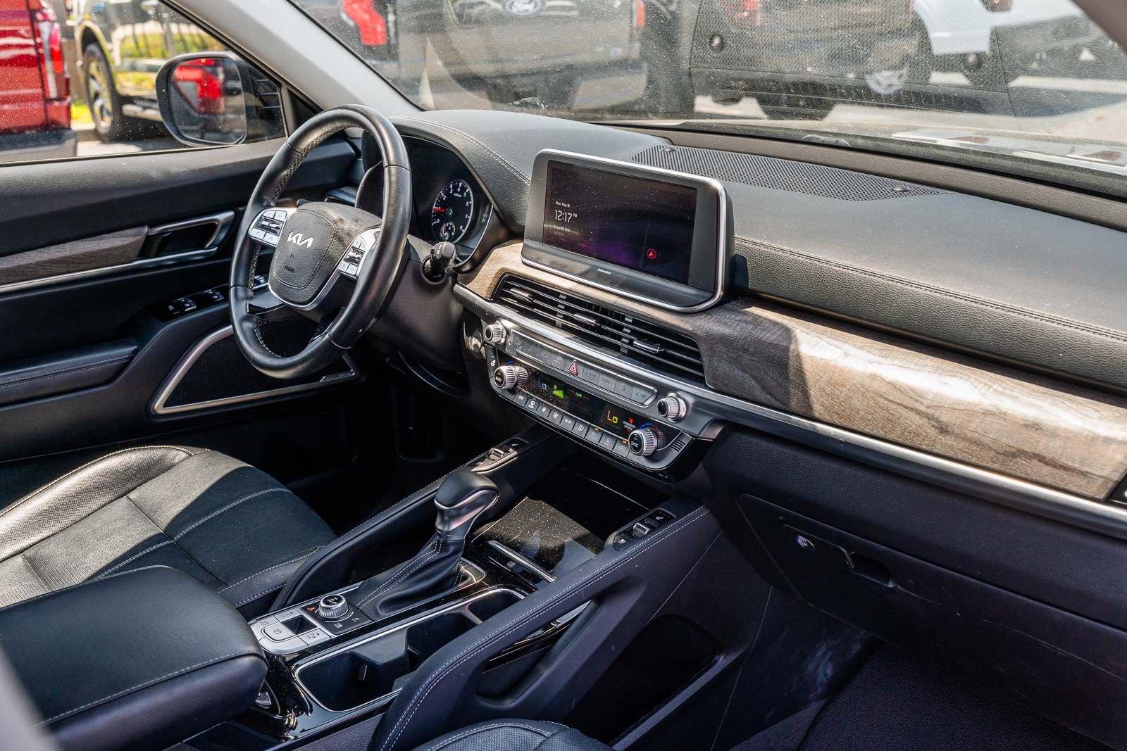 Certified Used 2022 Black Kia EX image 12
