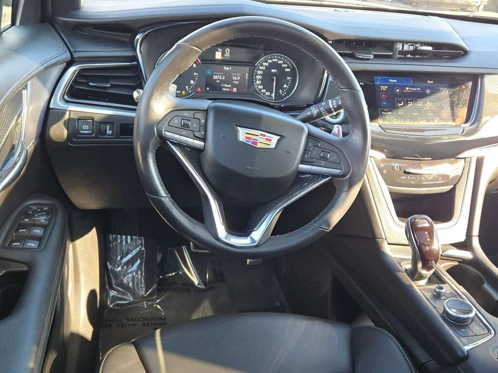 Used 2024 White Cadillac Sport image 19
