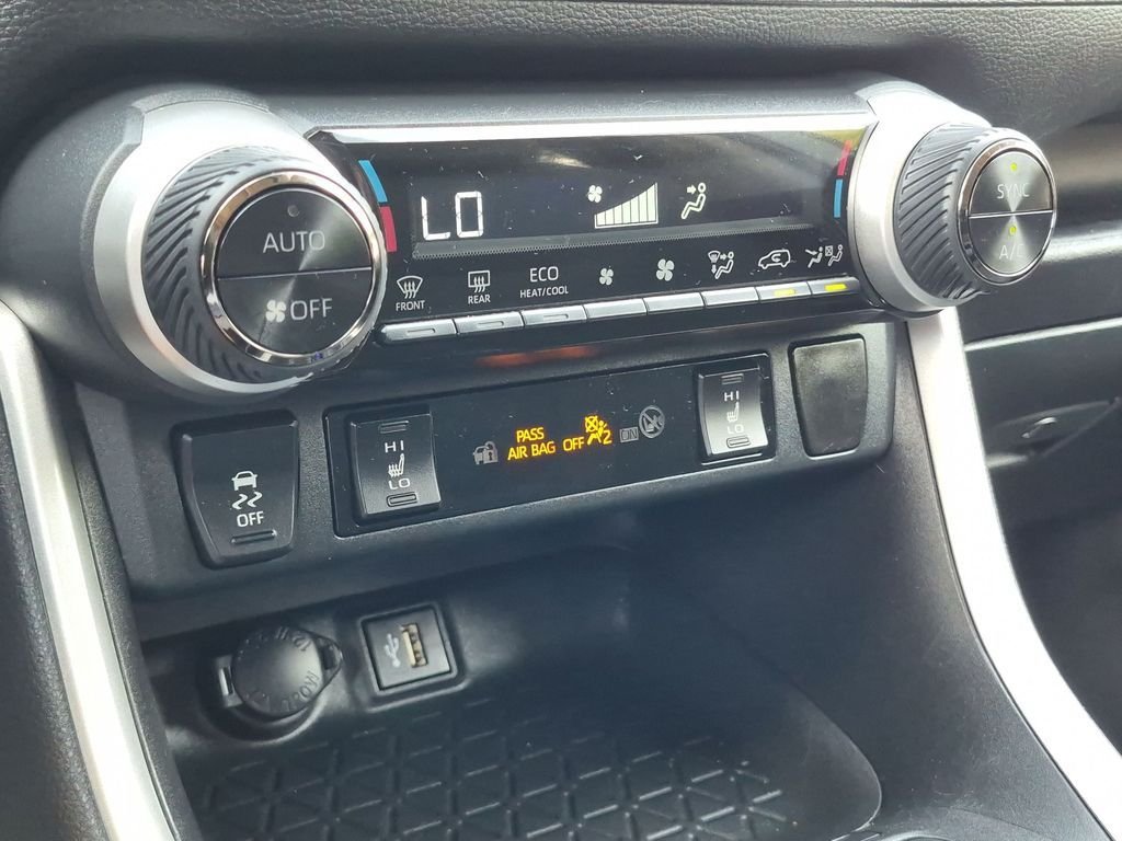 Used 2024 Silver Toyota XLE image 25