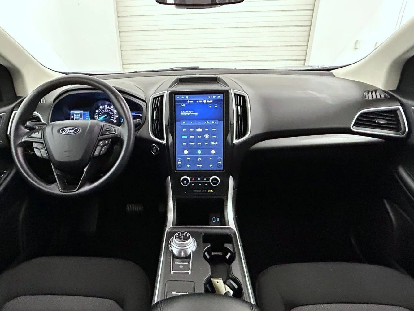 Used 2024 Blue Ford SE image 13
