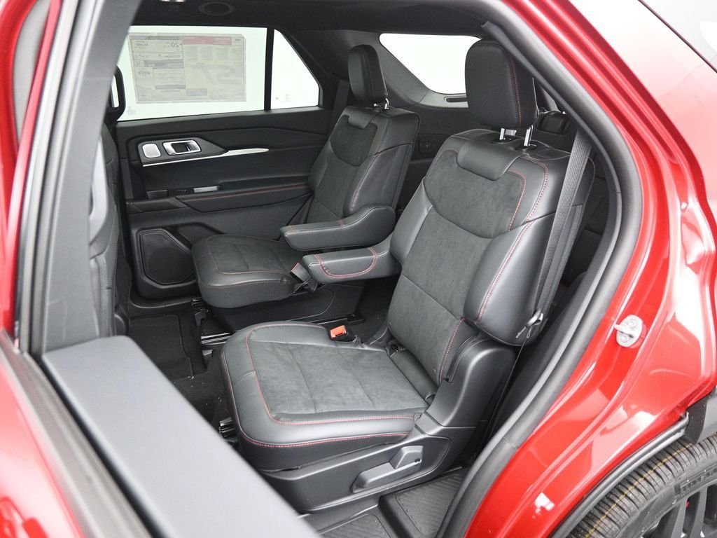 New 2026 Rapid Red Metallic Tinted Clearcoat Ford ST image 21