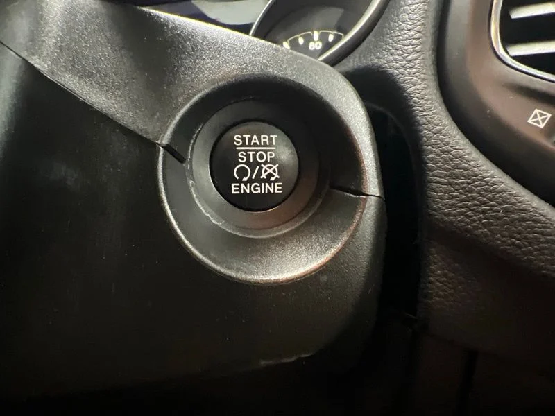 Used 2020 Gray Jeep Latitude image 25