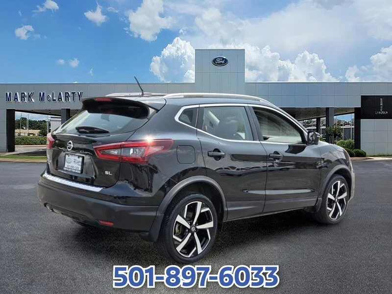 Used 2020 Magnetic Black Pearl NISSAN FWD SL image 5