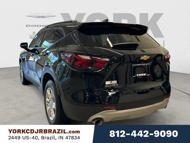 Used 2020 Black Chevrolet LT image 3