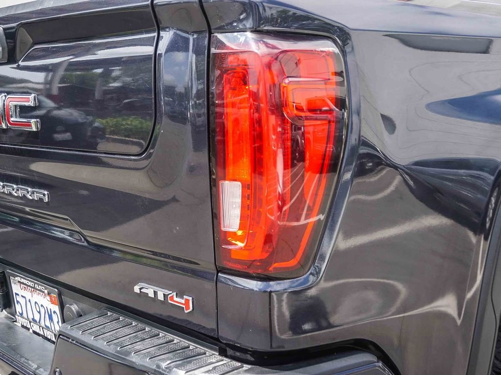 Used 2022 Titanium GMC AT4 image 7