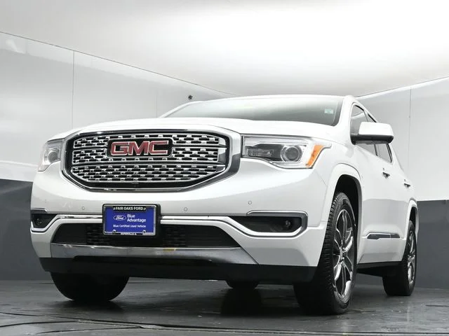 Certified Used 2019 White Frost Tri-Coat GMC Denali image 40