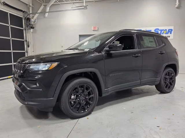 New 2026 Diamond Black Crystal Pearlcoat Jeep Latitude image 3