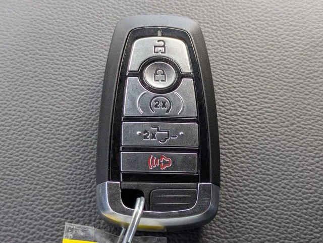 New 2026 Marsh Gray Ford Lariat® image 30