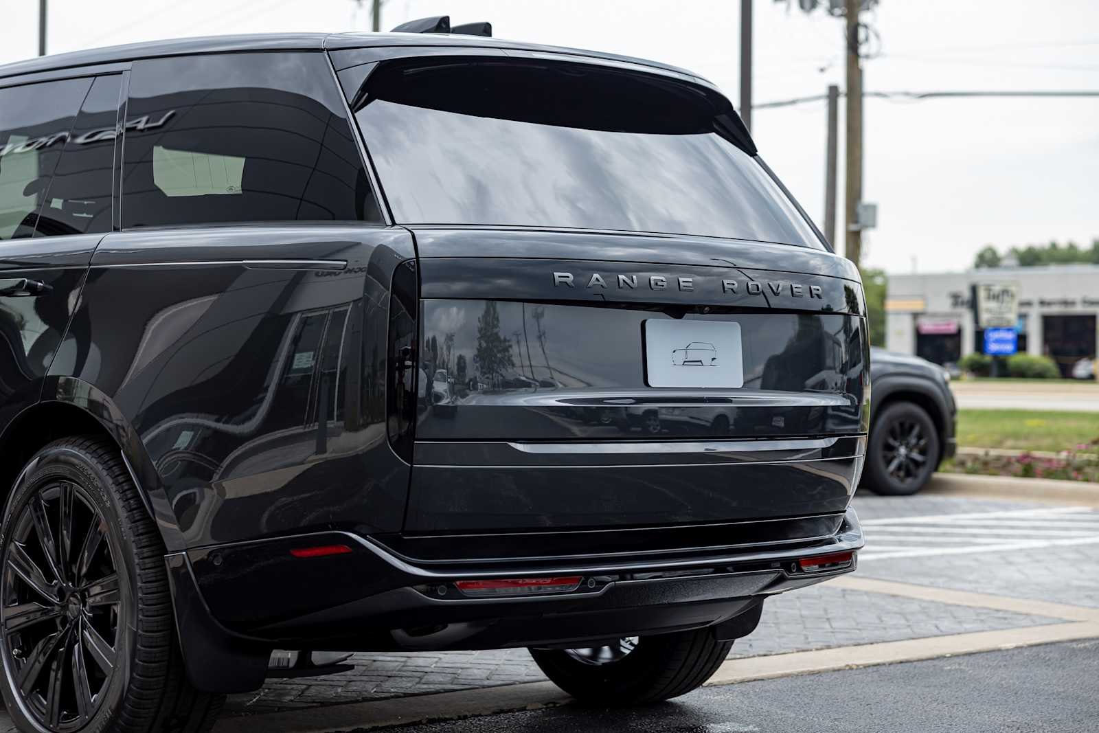 New 2026 Carpathian Grey Land Rover SE image 41