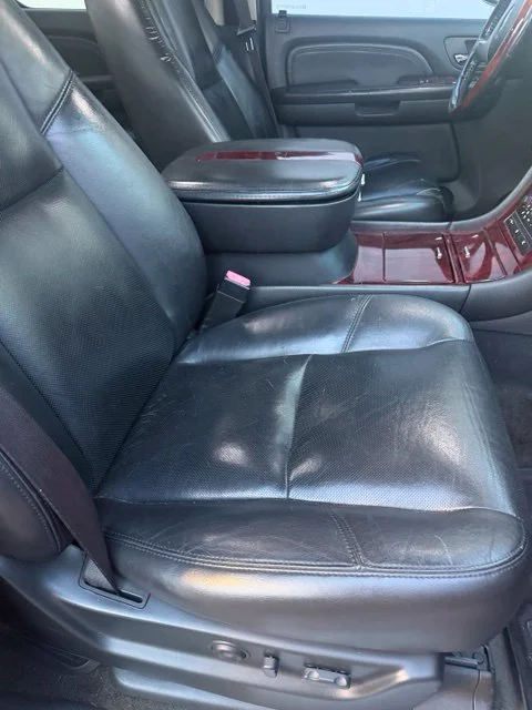 Used 2008 Black Cadillac Base image 9