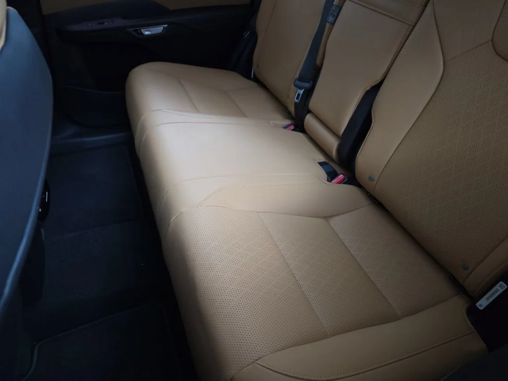 New 2026 Eminent White Pearl Lexus PREMIUM PLUS image 14