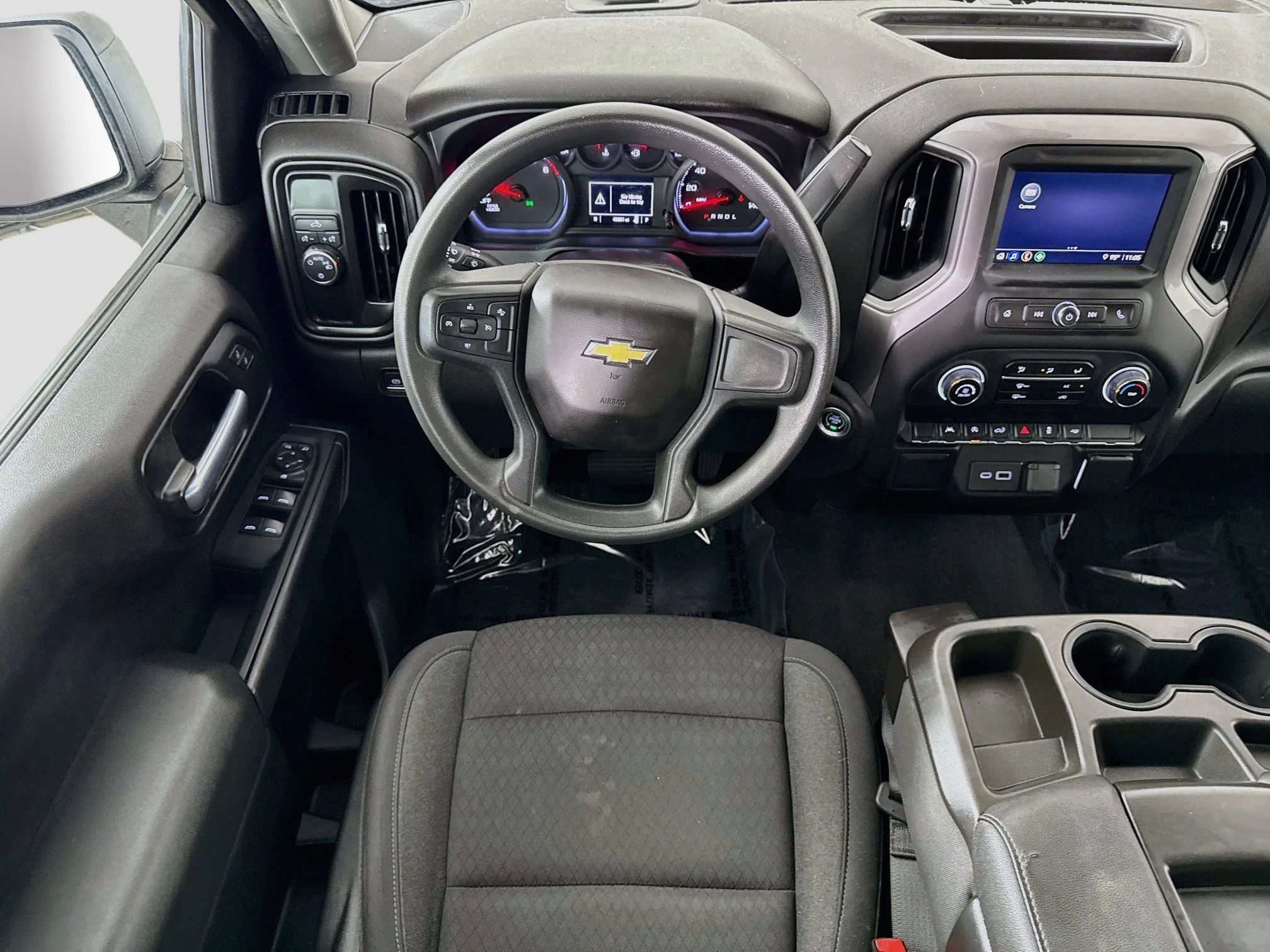 Used 2022 Silver Ice Metallic Chevrolet Custom image 24