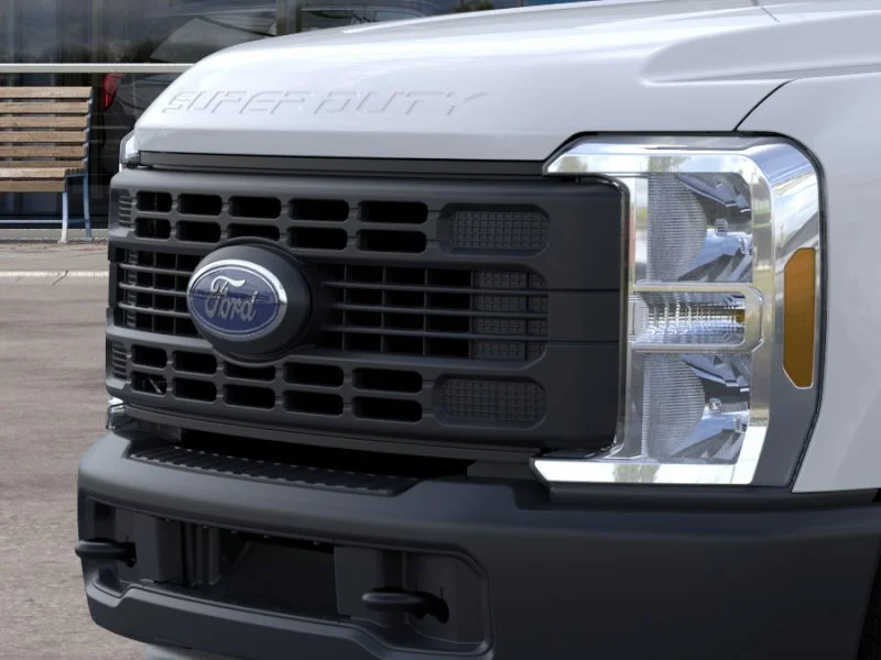 New 2026 Oxford White Ford F-250® XL image 17