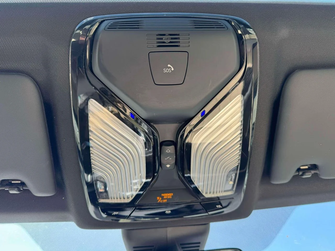 Used 2020 Jet Black BMW xDrive image 36