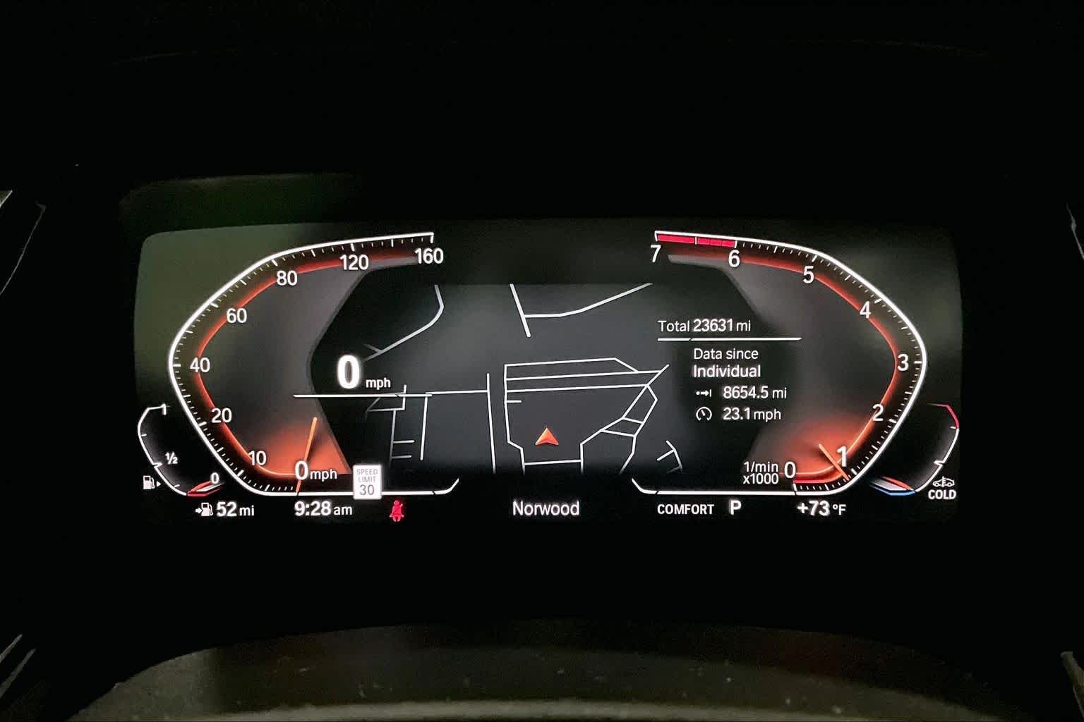Used 2020 Black Sapphire Metallic BMW sDrive30i image 22