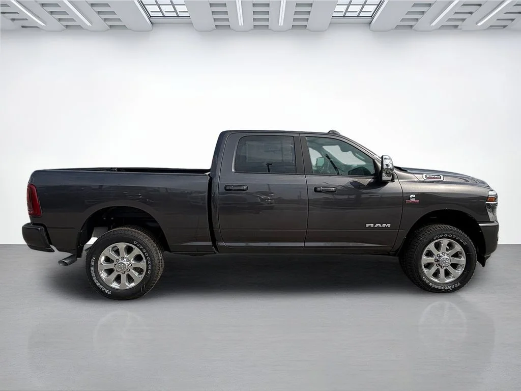 New 2026 Granite Crystal Metallic Clear-Coat Exterior Paint RAM Laramie image 2