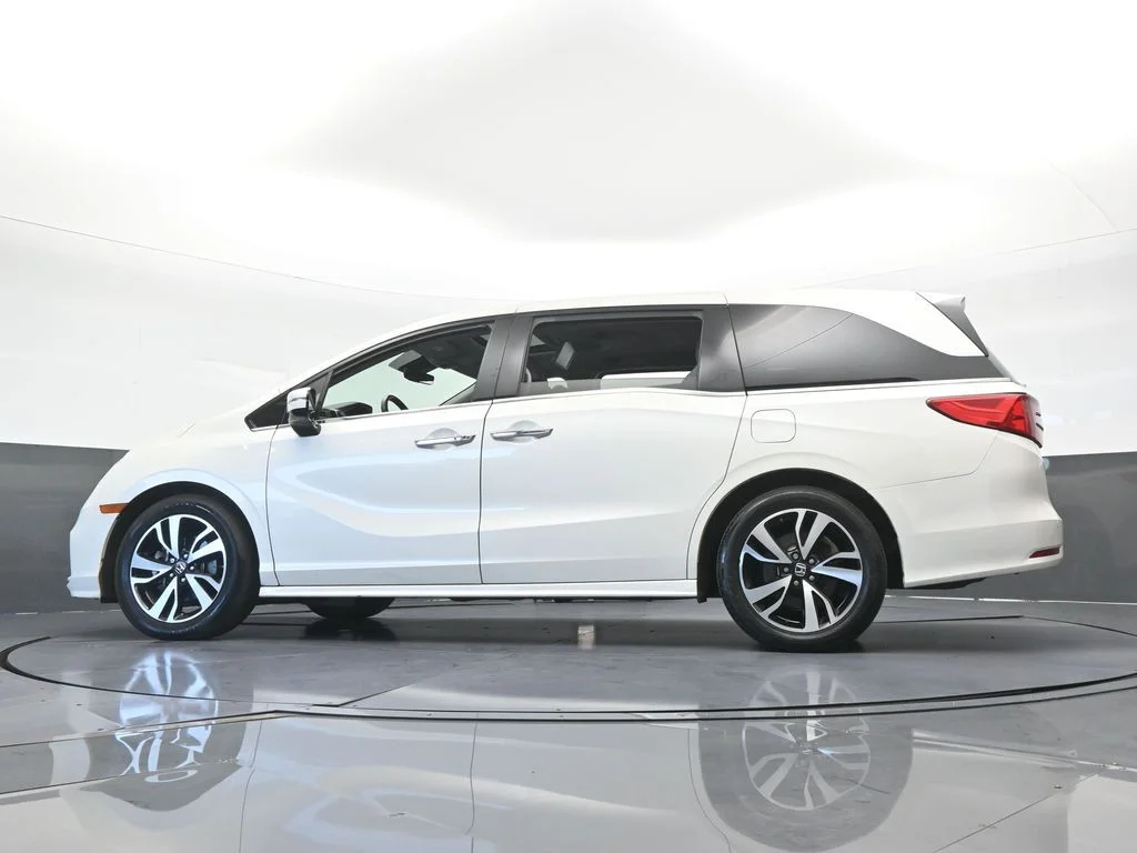 Used 2019 White Honda Elite image 67