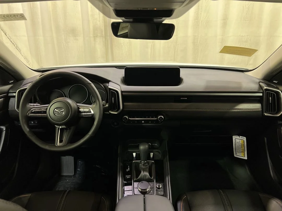 2025 Mazda CX-50 Premium - Photo 13
