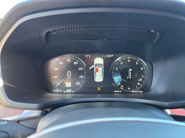Used 2021 Gray Volvo T5 Momentum image 17