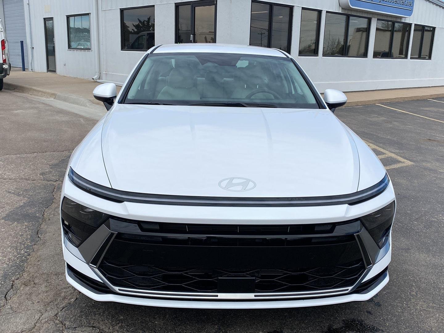 2026 Hyundai Sonata SEL - Photo 8