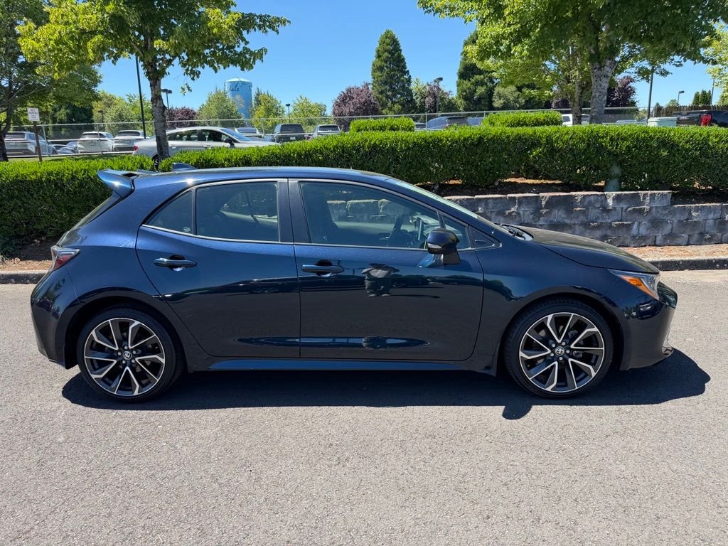 Used 2022 Galactic Aqua Mica Toyota XSE image 8