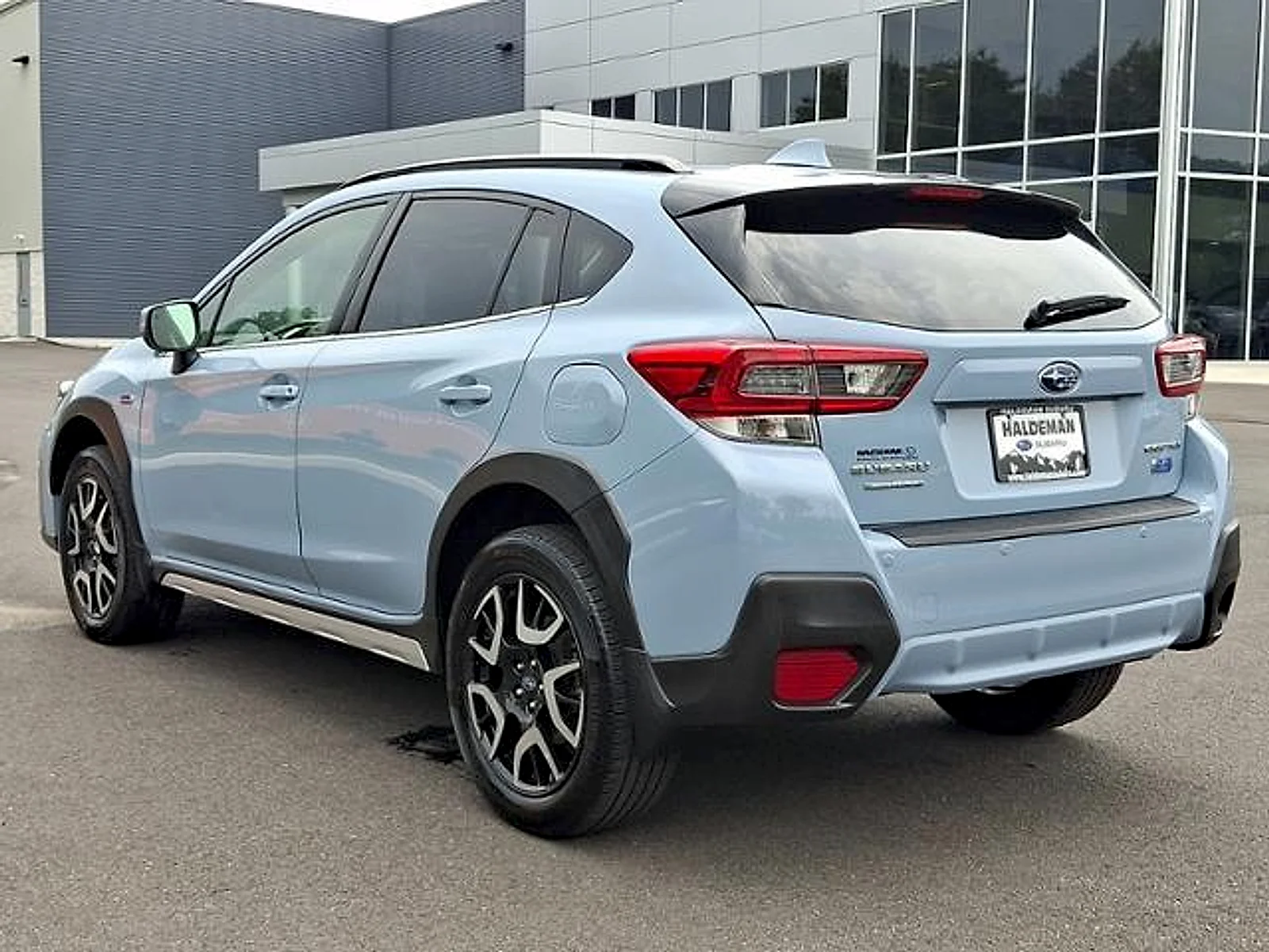Used 2020 Cool Gray Khaki Subaru Hybrid image 5