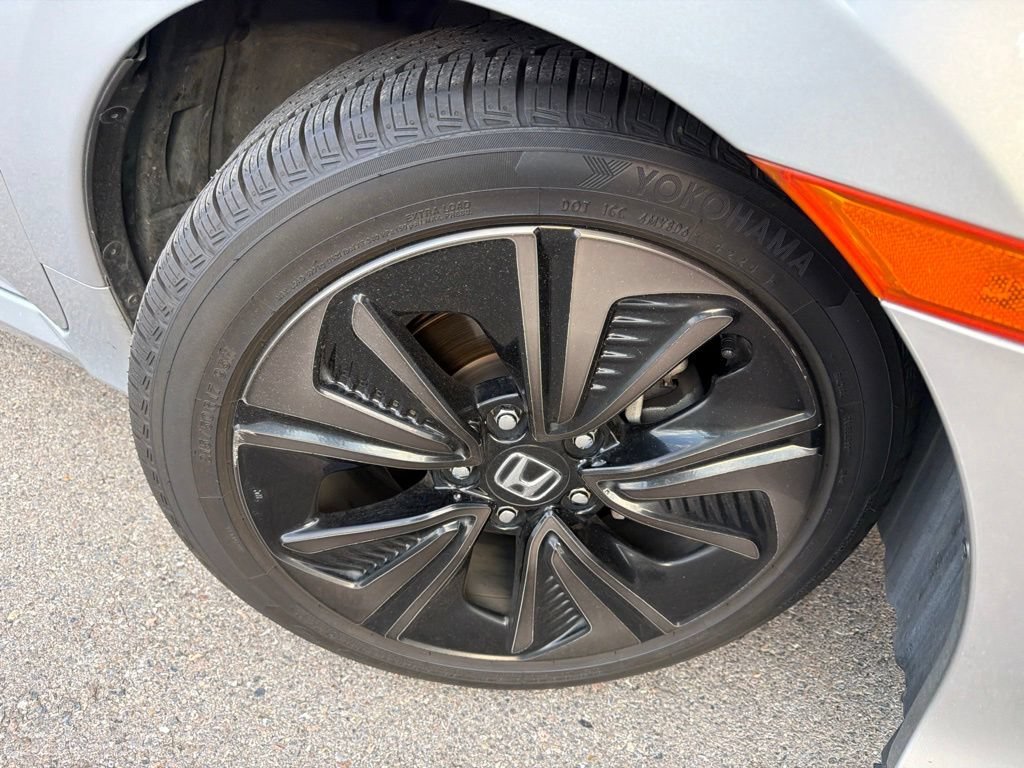 Used 2019 Lunar Silver Metallic Honda EX image 4