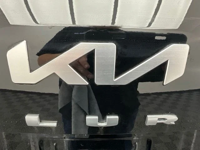 Used 2022 Black Kia LX image 29