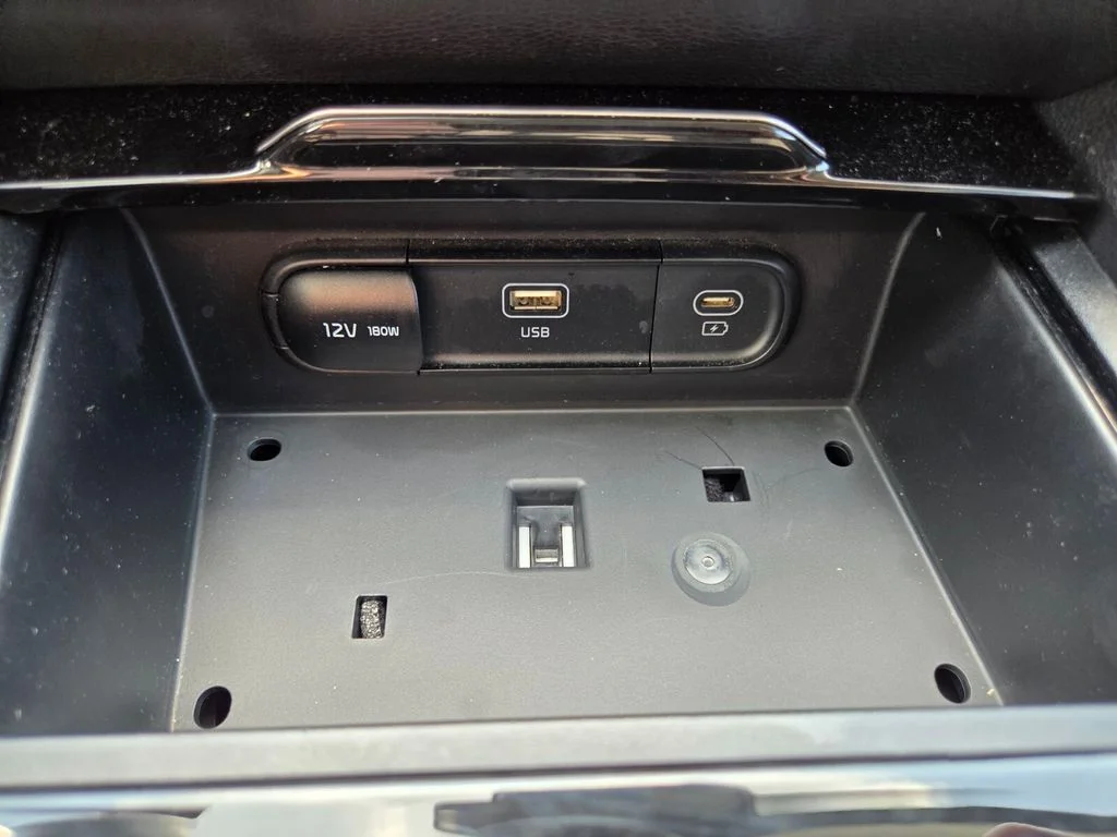 Used 2023 Black Kia LX image 17