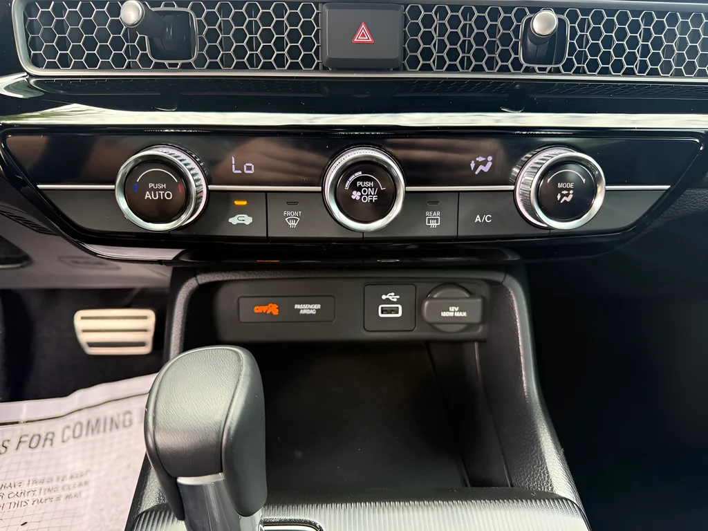 2024 Honda Civic Sport - Photo 28
