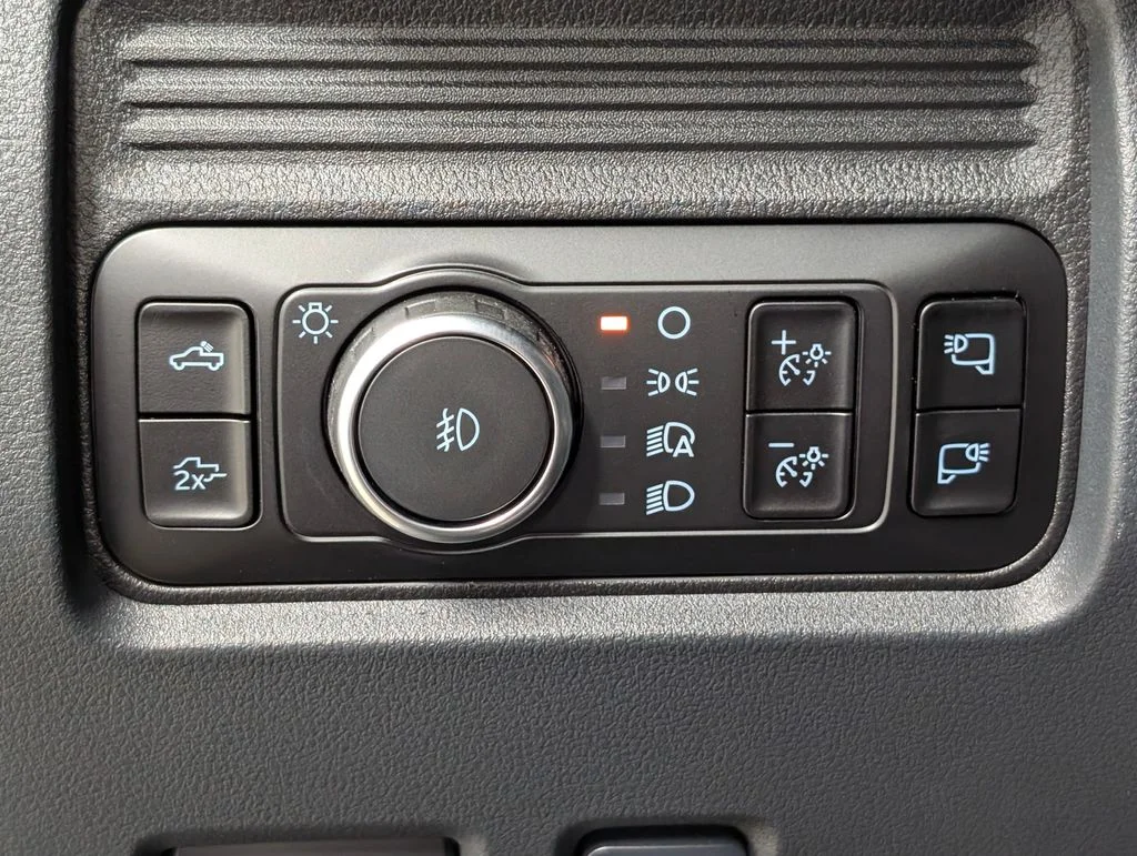 New 2026 Agate Black Metallic Ford F-250® Lariat® image 15