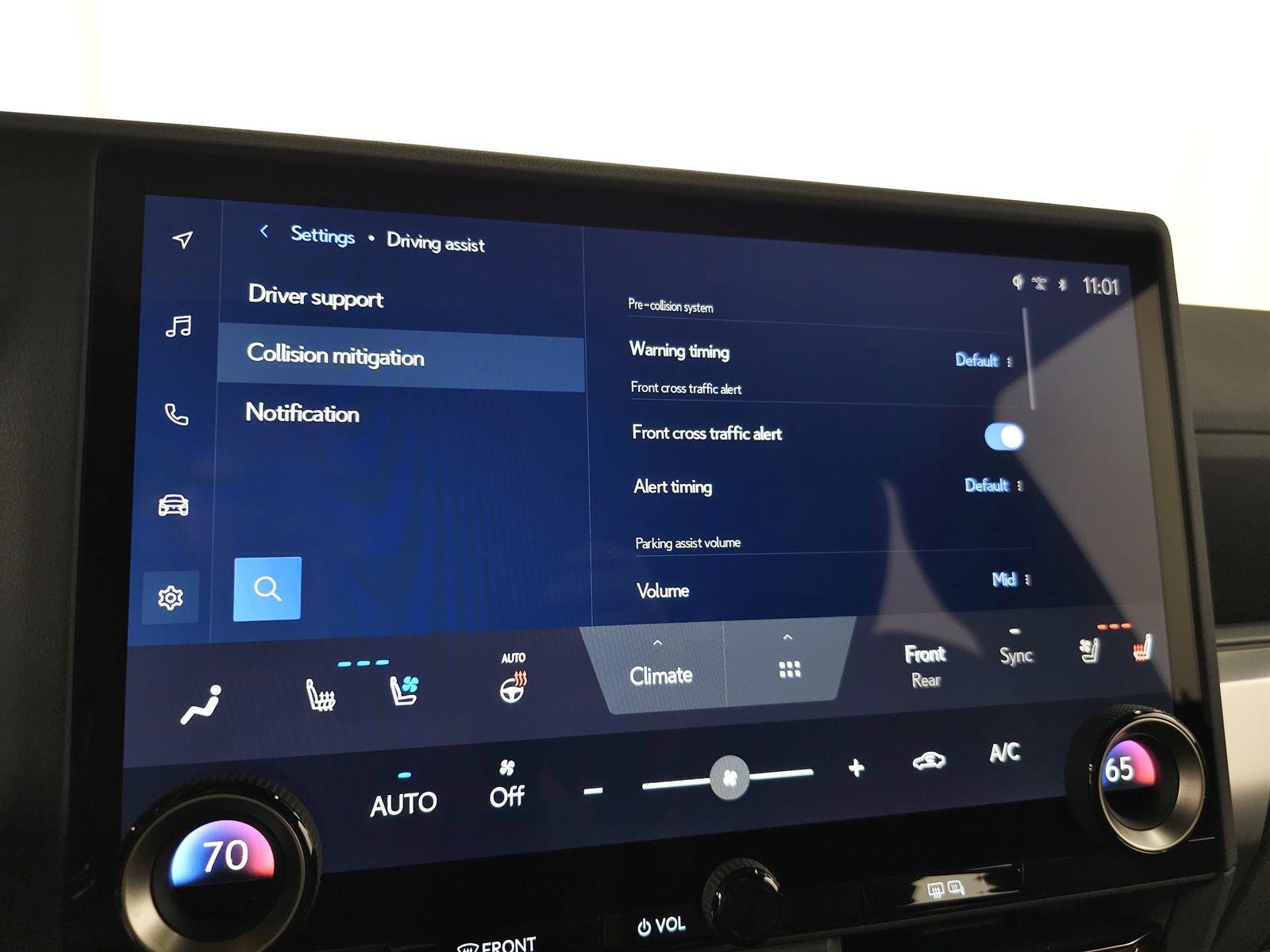 Used 2024 Black Lexus PREMIUM+ image 27