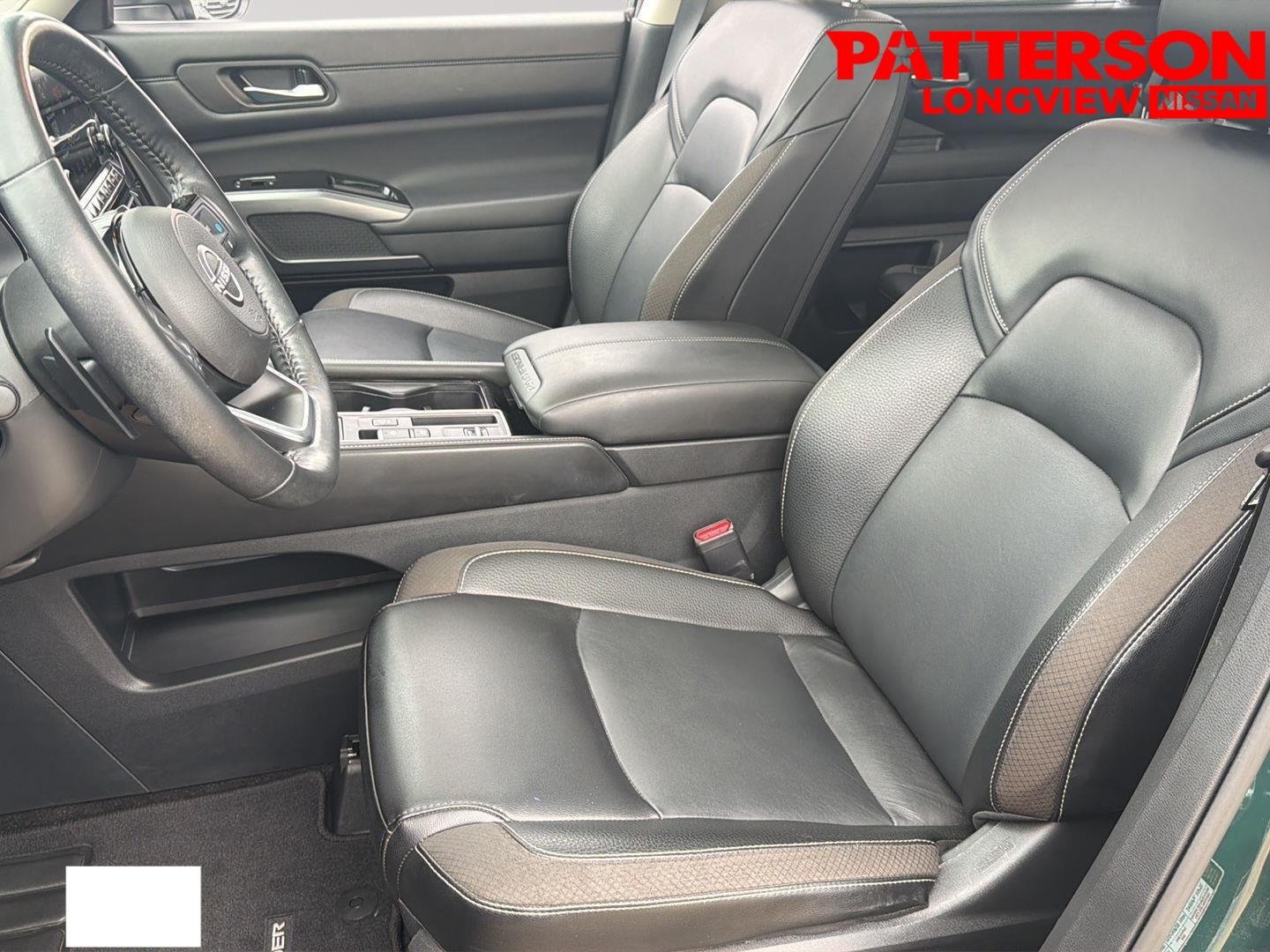 Used 2024 Obsidian Green Pearl Nissan SL image 20